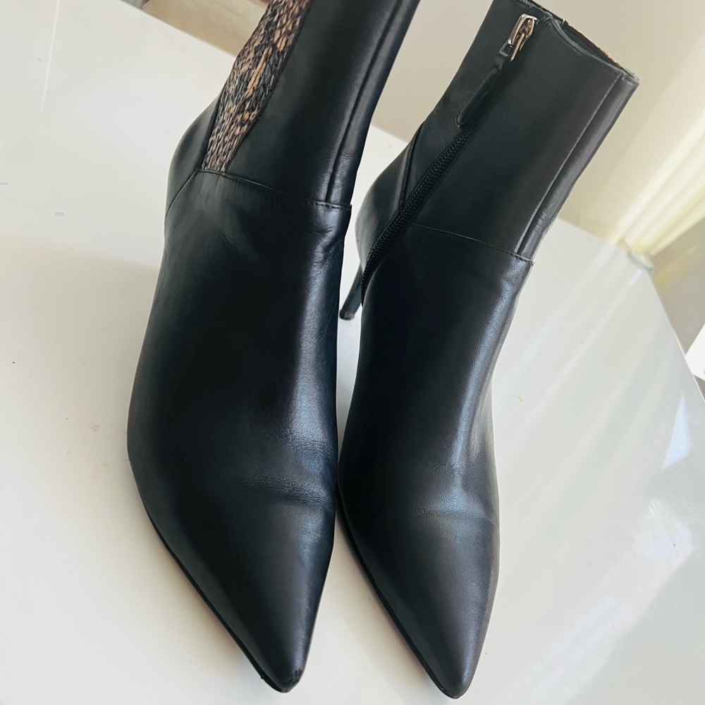 Shoes - Picture 2 of 3